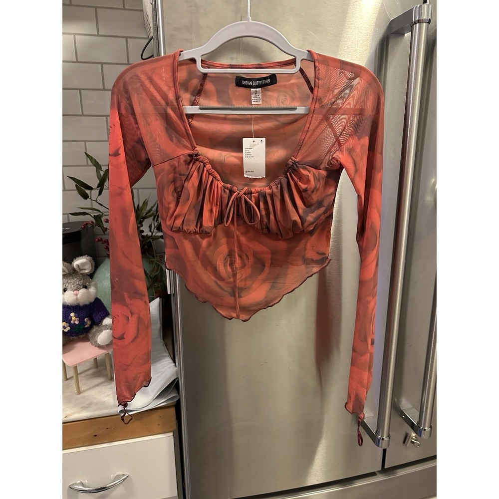 Shear Cropped Top Urban Oufitters Rose Motif  Red SzS Festival Date Night Grad